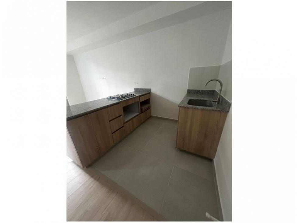 VENTA DE APARTAMENTO EN ROBLEDO - ALTAMIRA — foto 2