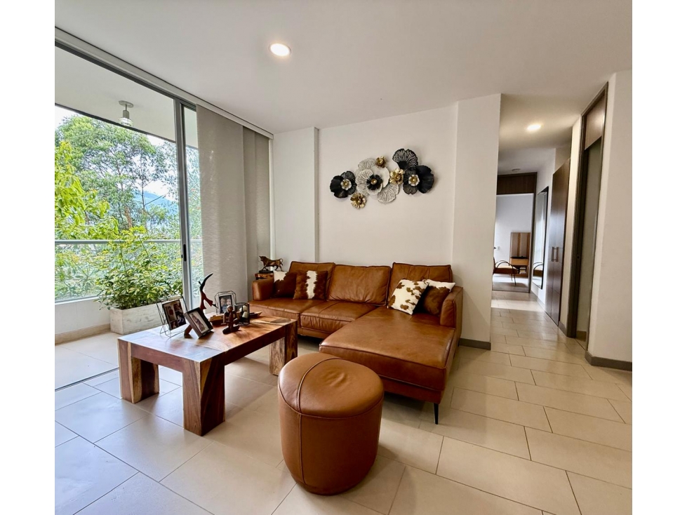 VENTA DE APARTAMENTO EN LOMA DE LAS BRUJAS