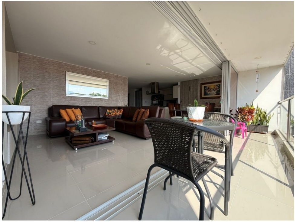 VENTA DE APARTAMENTO EN LOS COLORES