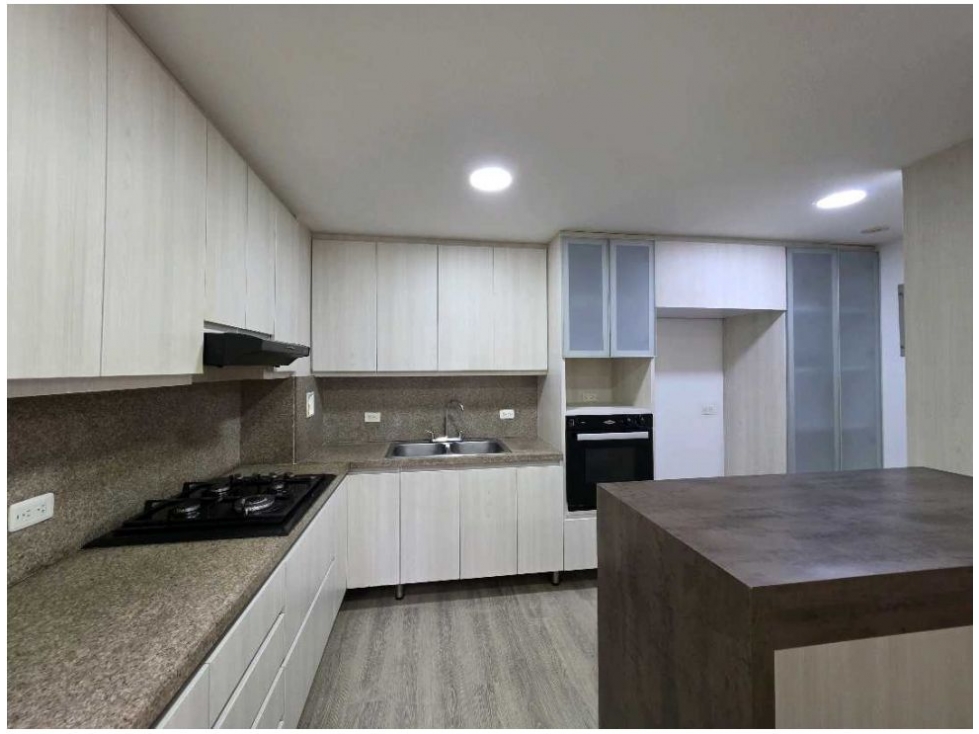 VENTA DE APARTAMENTO HERMOSO EN LA LOMA DEL CHOCHO — foto 4