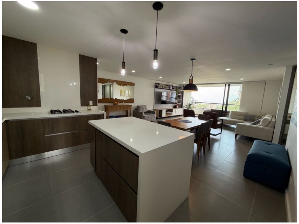 VENTA DE APARTAMENTO ESPECTACULAR - ENVIGADO LOMA DE LAS BRUJAS