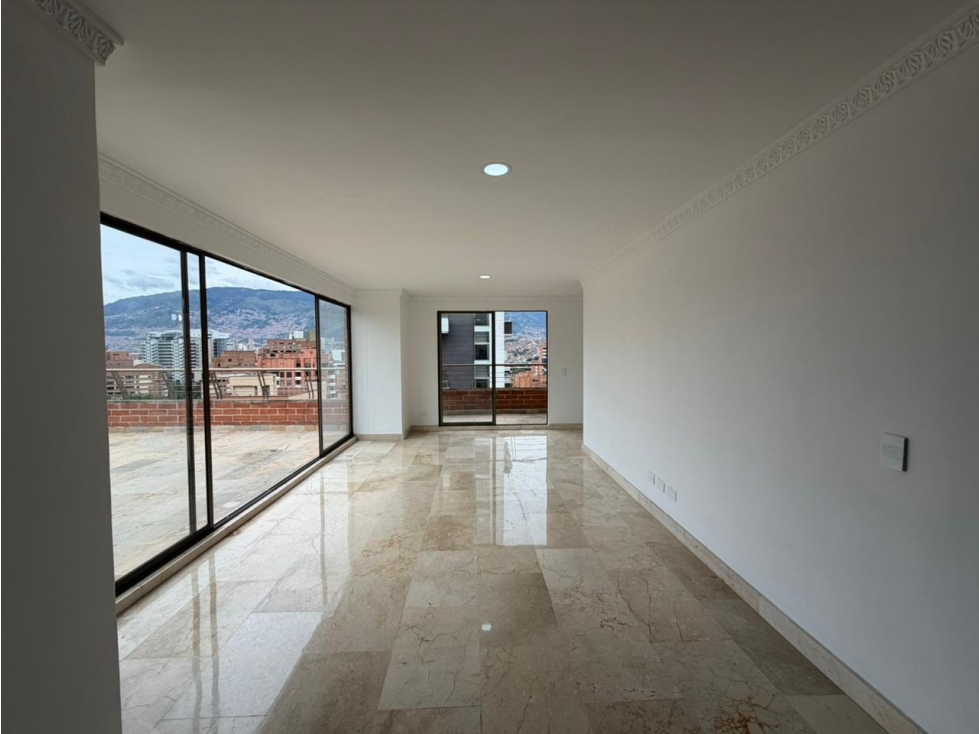 VENTA DE PENTHOUSE DÚPLEX CON TERRAZA HERMOSA VISTA- CONQUISTADORES — foto 2