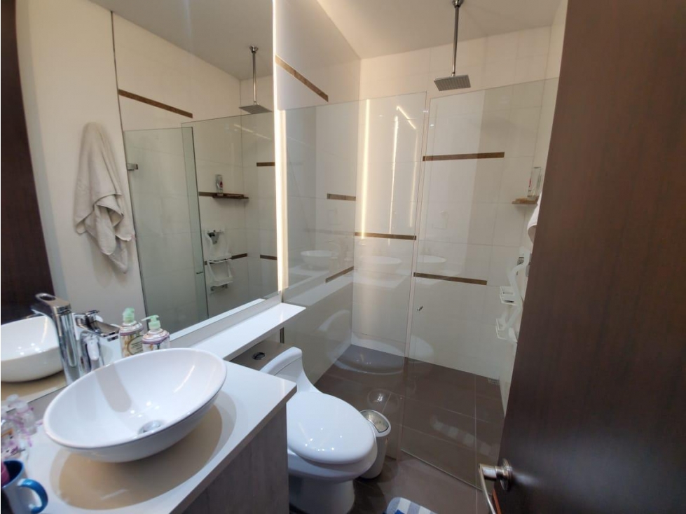 VENTA DE APARTAMENTO POBLADO AL FRENTE DE CARULLA DE LA VISITACIÓN — foto 6
