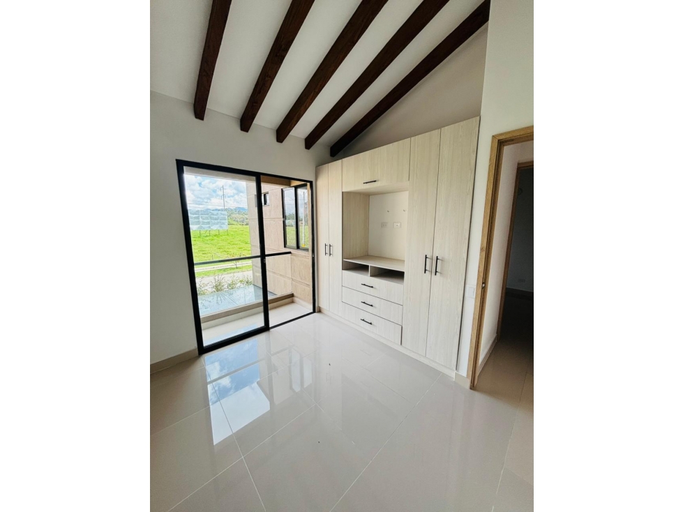 VENTA DE CASA CAMPESTRE EN RIONEGRO SECTOR SAN ANTONIO — foto 2