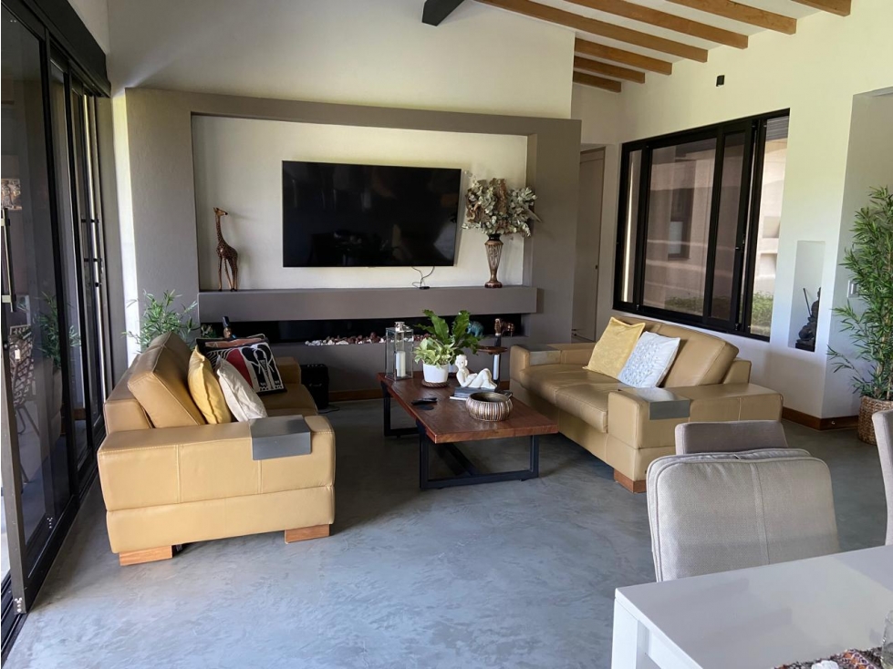 VENTA DE FINCA EN LA CEJA - SECTOR EL YARUMO