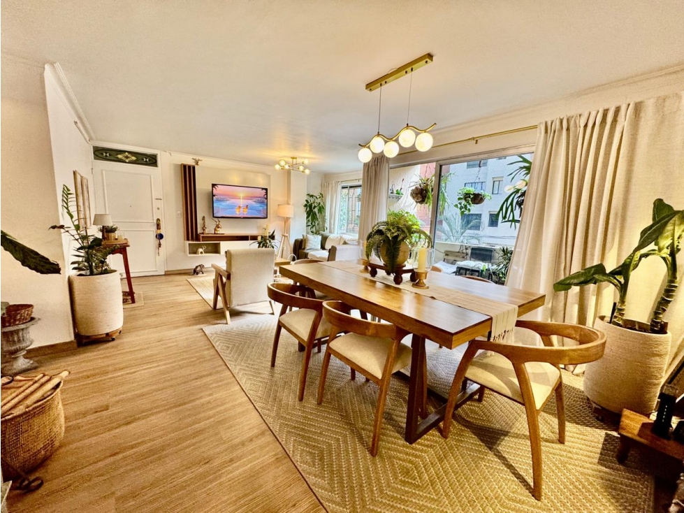 VENTA DE APARTAMENTO EN LAURELES REMODELADO, EN EDIFICIO — foto 2