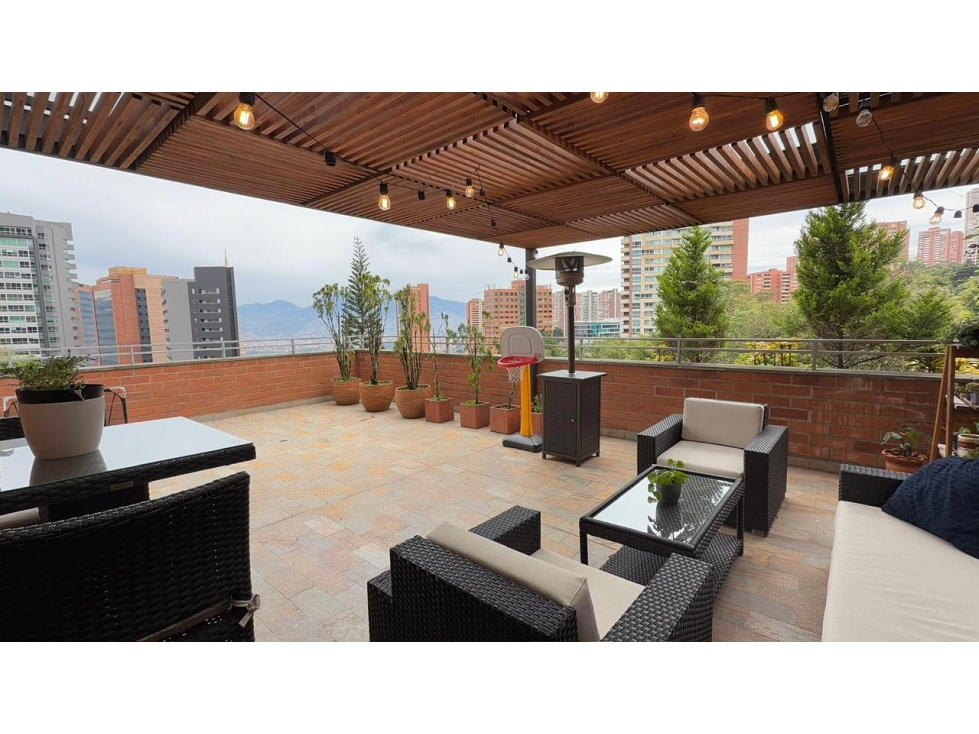VENTA DE DÚPLEX CON TERRAZA - LOMA DEL TESORO