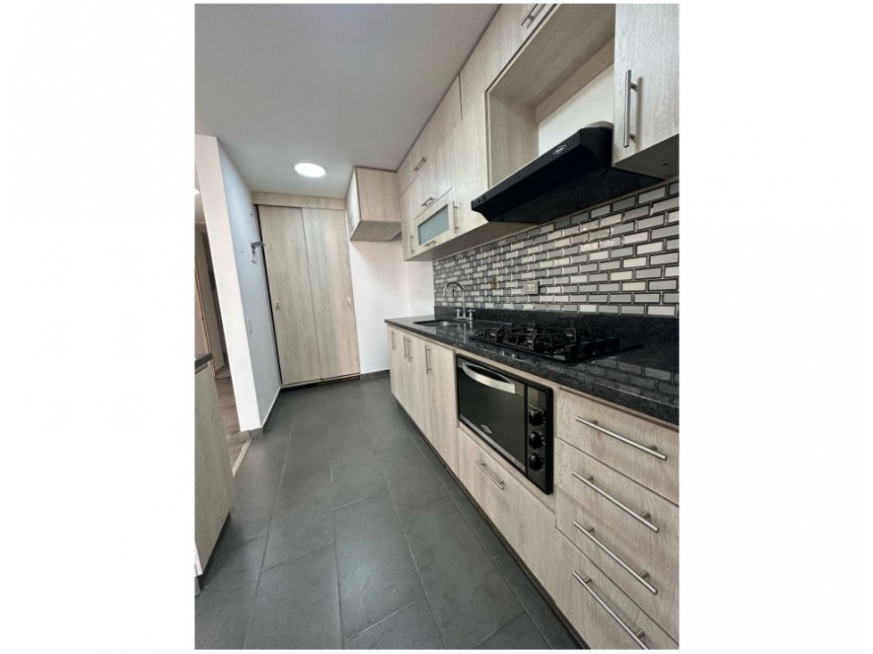 VENTA DE APARTAMENTO EN LOS COLORES — foto 2