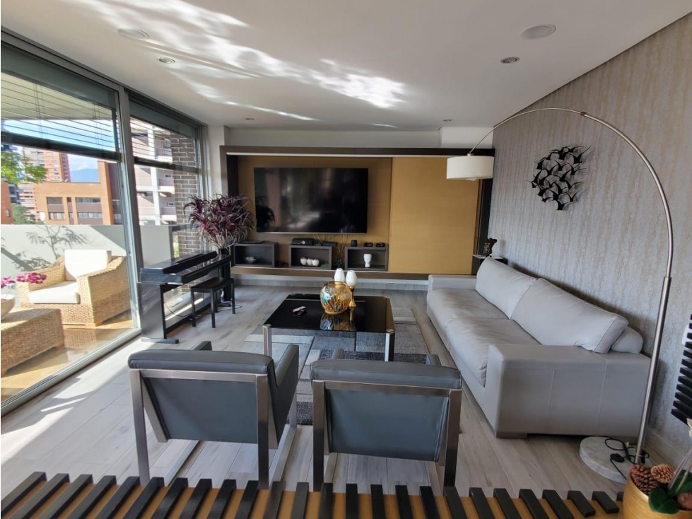 VENTA DE APARTAMENTO POBLADO AL FRENTE DE CARULLA DE LA VISITACIÓN — foto 3