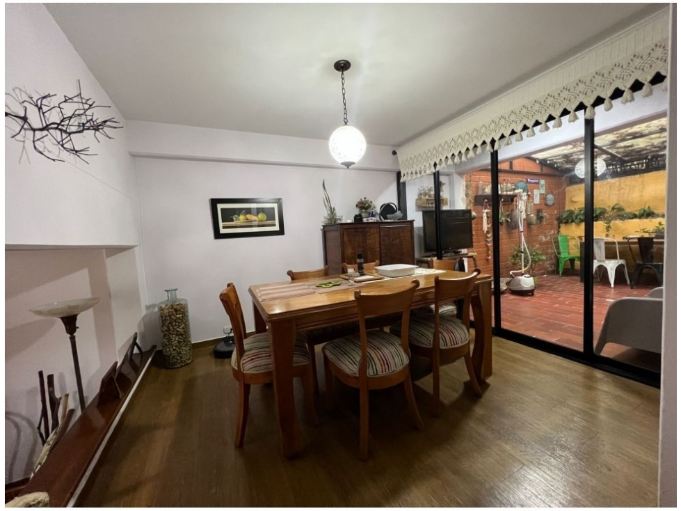 VENTA DE CASA EN 3 NIVELES EN ENVIGADO - EL CHOCHO