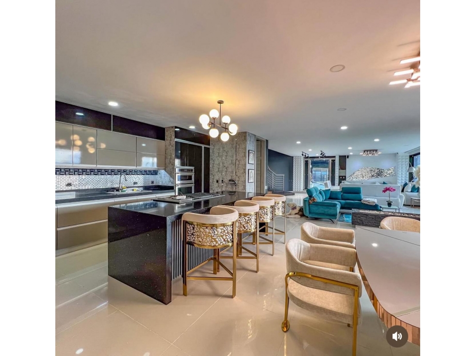 VENTA DE CASA EN LAS PALMAS EN EXCLUSIVA UNIDAD — foto 3