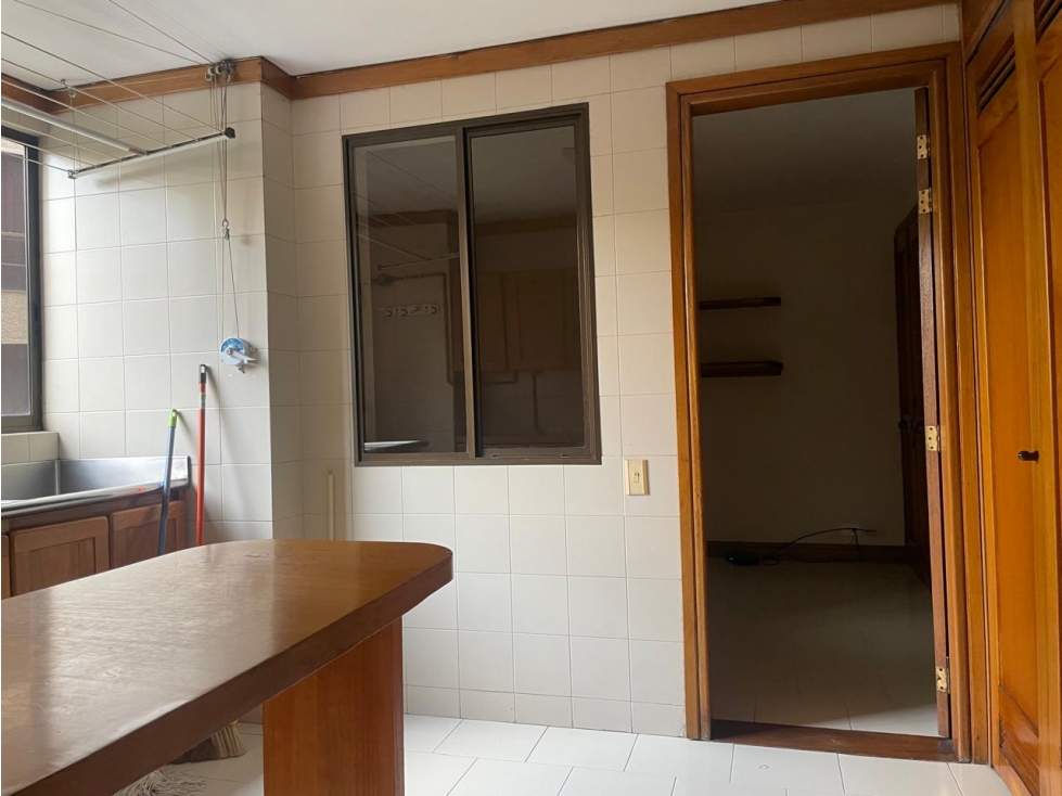 VENTA DE APARTAMENTO POBLADO - LAS PALMAS — foto 3