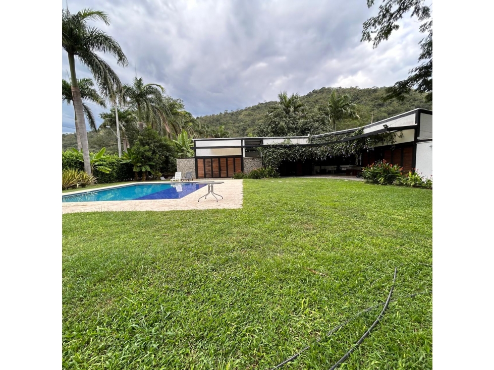 VENTA CASA CAMPESTRE TIPO ECOLODGE EN SOPETRAN