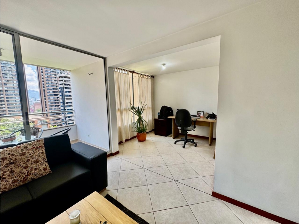 VENTA DE APARTAMENTO EN CASTROPOL EXCELENTE ESTADO — foto 3