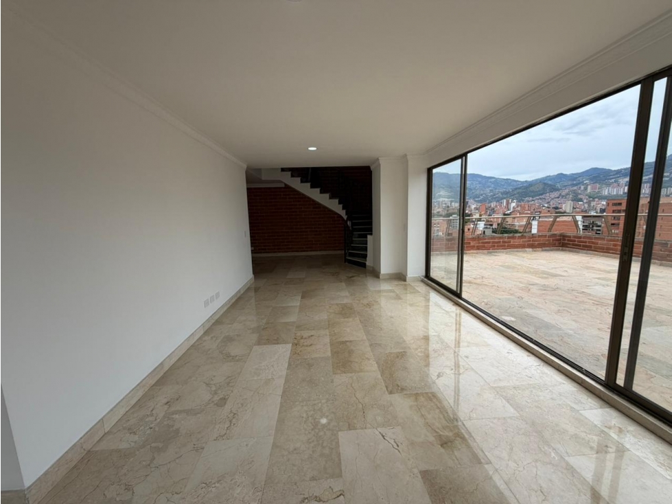 VENTA DE PENTHOUSE DÚPLEX CON TERRAZA HERMOSA VISTA- CONQUISTADORES — foto 3