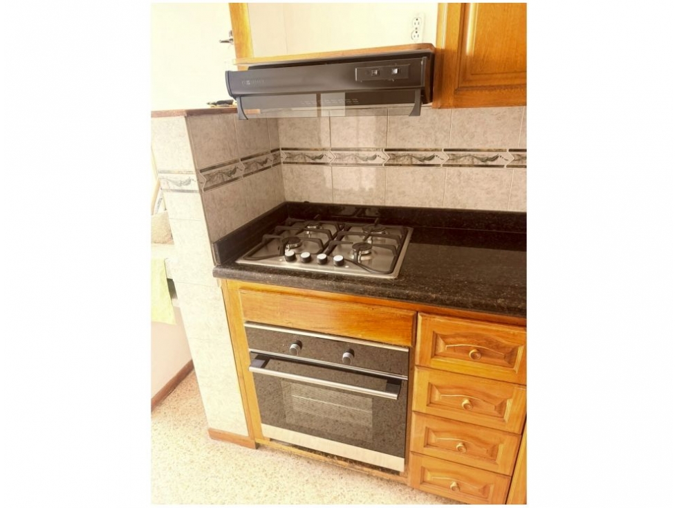 VENTA DE APARTAMENTO EN EL POBLADO - CASTROPOL — foto 3
