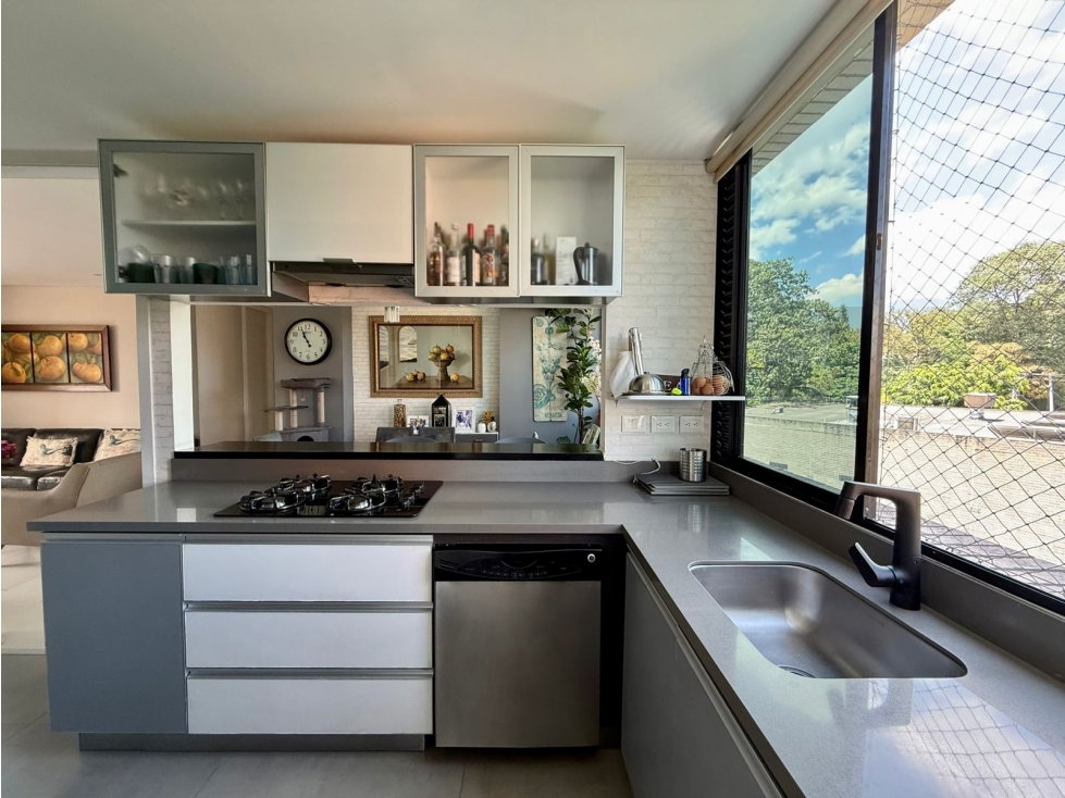 VENTA DE APARTAMENTO SECTOR SAN LUCAS ( Excelente Ubicación) — foto 4