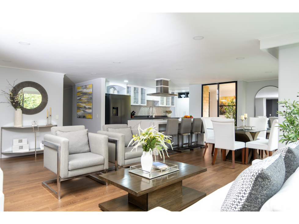 VENTA DE APARTAMENTO POBLADO, REMODELADO — foto 3