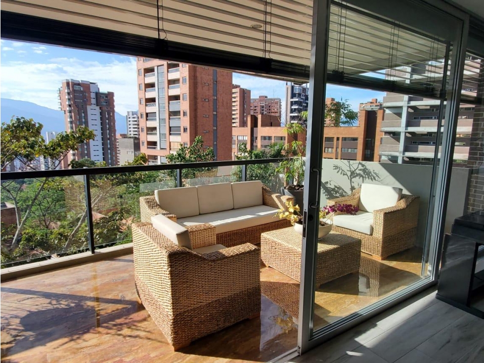 VENTA DE APARTAMENTO POBLADO AL FRENTE DE CARULLA DE LA VISITACIÓN