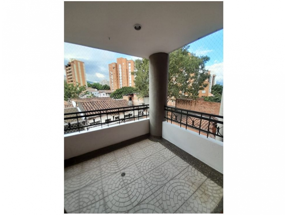VENTA DE APARTAMENTO EN LAURELES — foto 5