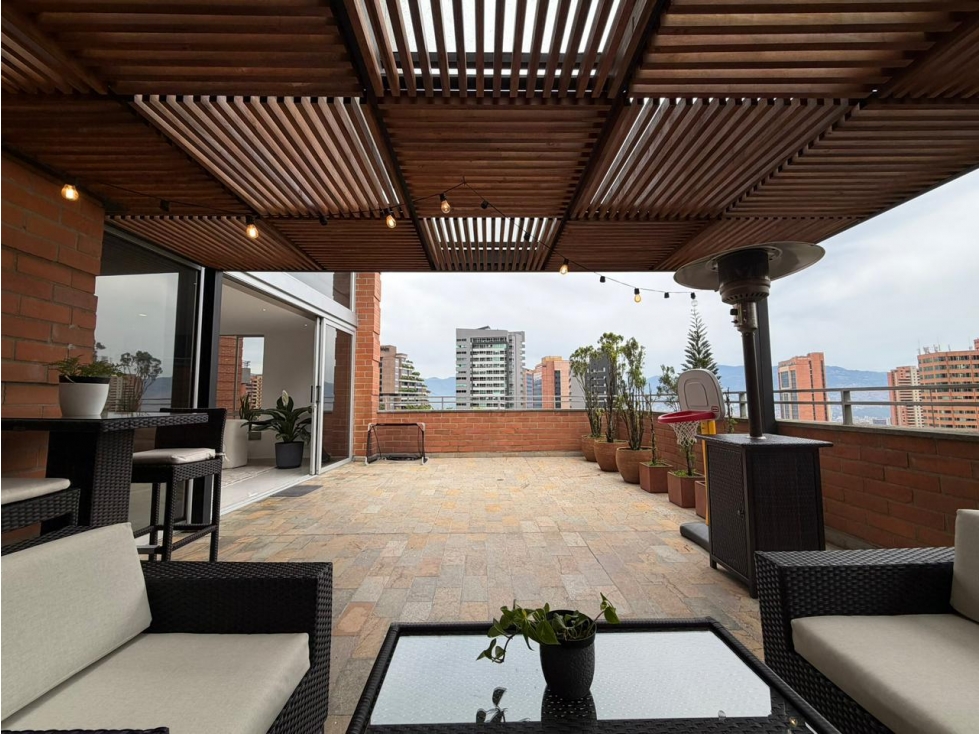 VENTA DE DÚPLEX CON TERRAZA - LOMA DEL TESORO — foto 2
