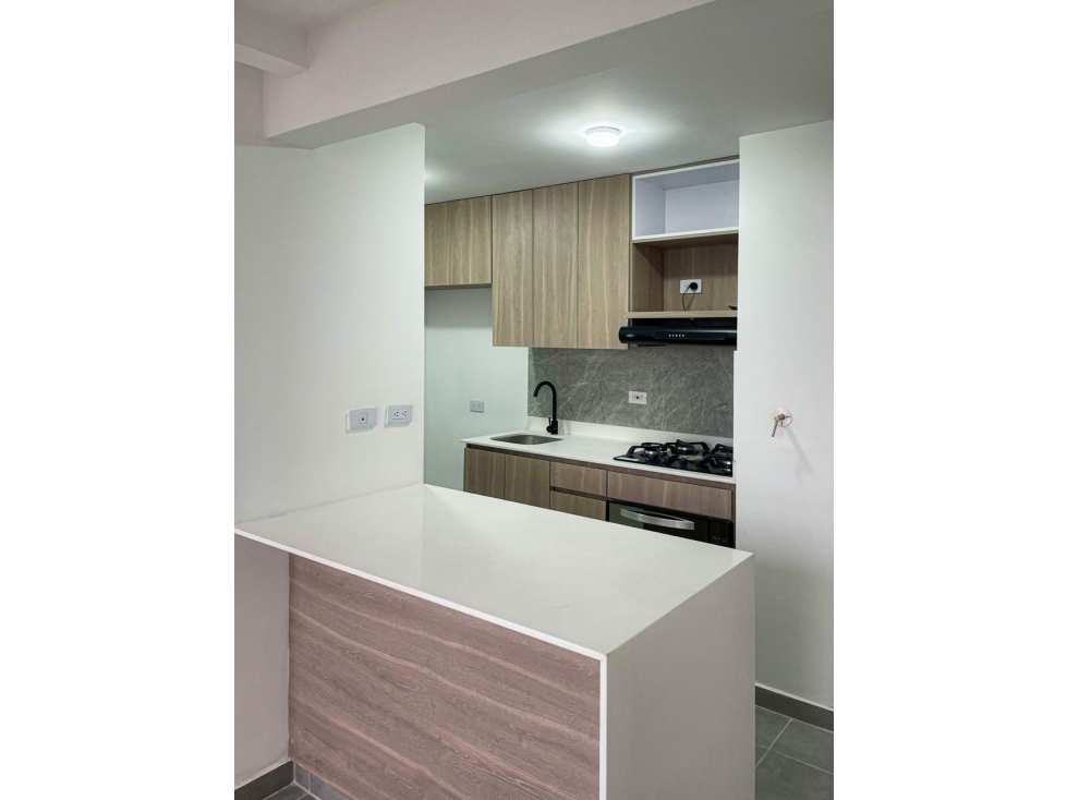 VENTA DE APARTAMENTO EN CALDAS EXCELENTES ACABADOS — foto 3
