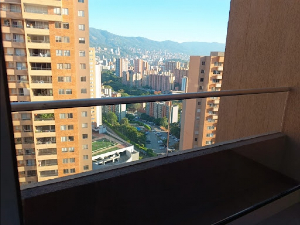 VENTA DE APARTAMENTO EN SECTOR SAN GERMAN — foto 3