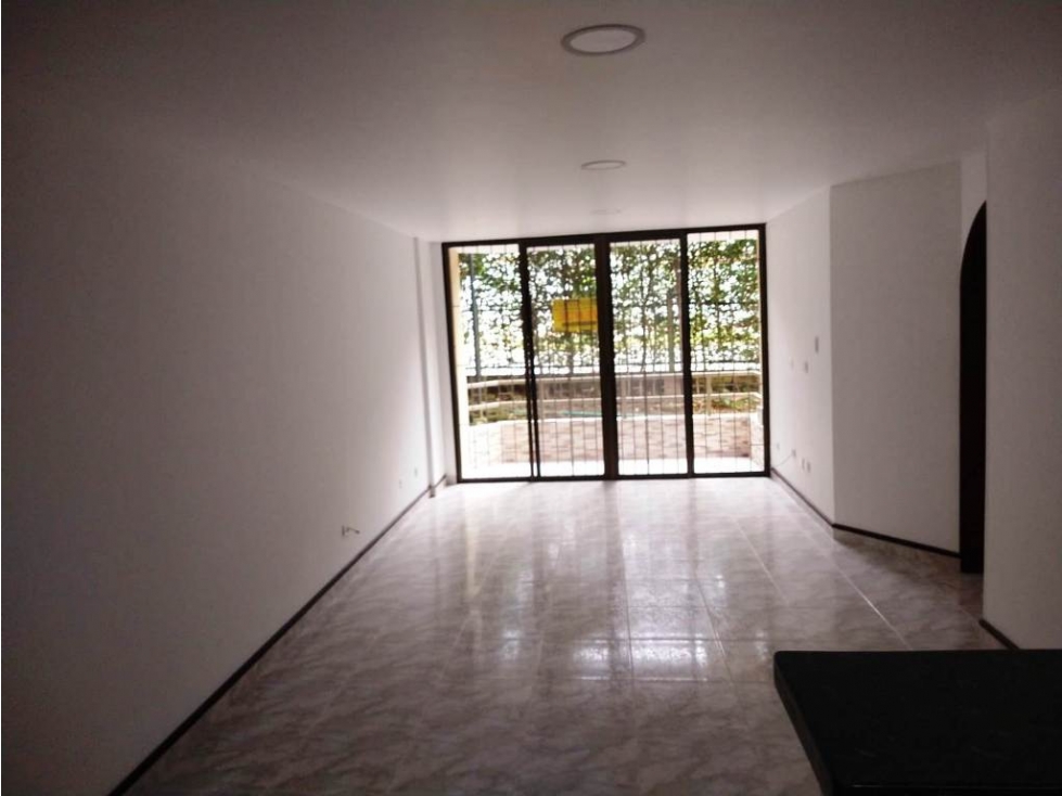 VENDO APTO REMODELADO EN VILLAVICENCIO - 1