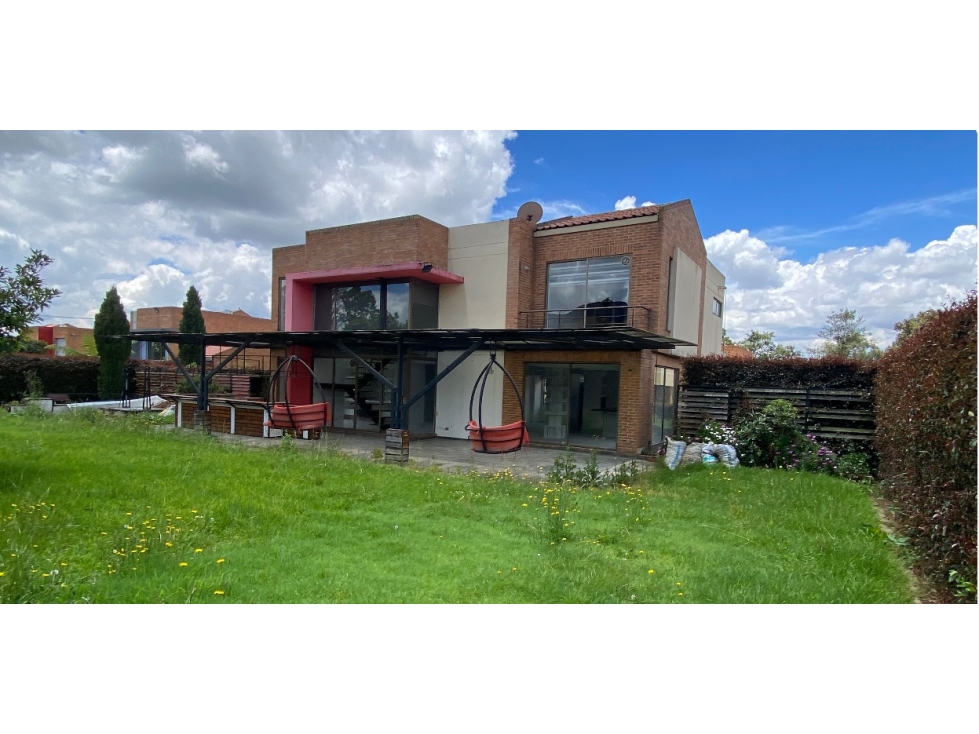 CASA EN VENTA EN COTA (RETOMA BANCARIA -OPORTUNIDAD)