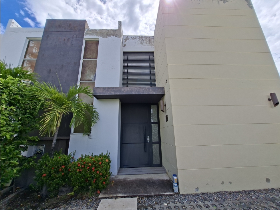 CASA EN VENTA EN RICAURTE CUND. (RETOMA)