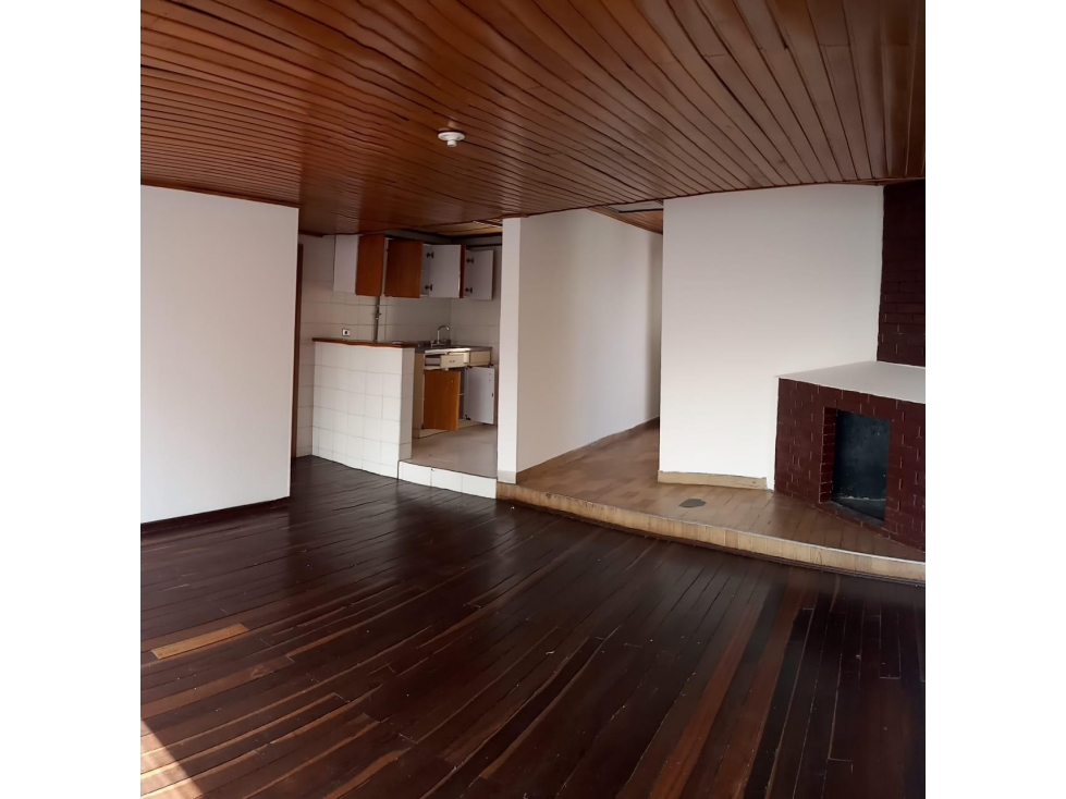 CASA 3 PISOS CON 5 APARTAMENTO RENTANDO (MAS DE 5 MILLONES AL MES). — foto 6