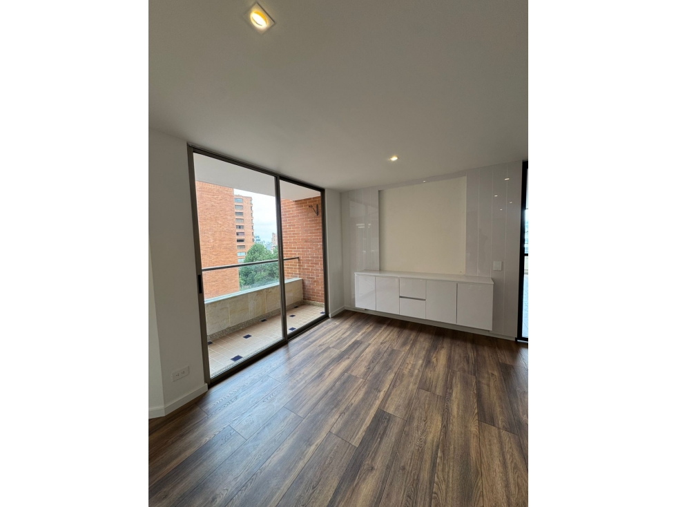EXCLUSIVO APARTAMENTO RECIEN REMODELADO "ENTREMONTES" "CERROS ORIEN" — foto 5