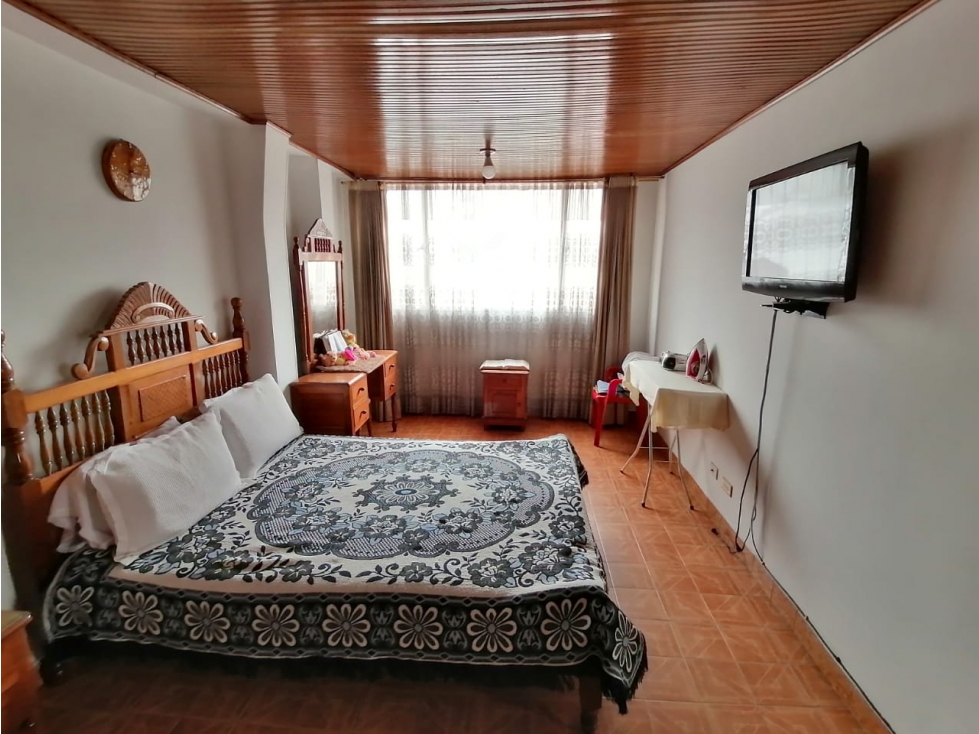 CASA EN VENTA EN EL BARRIO SANTA HELENITA — foto 3