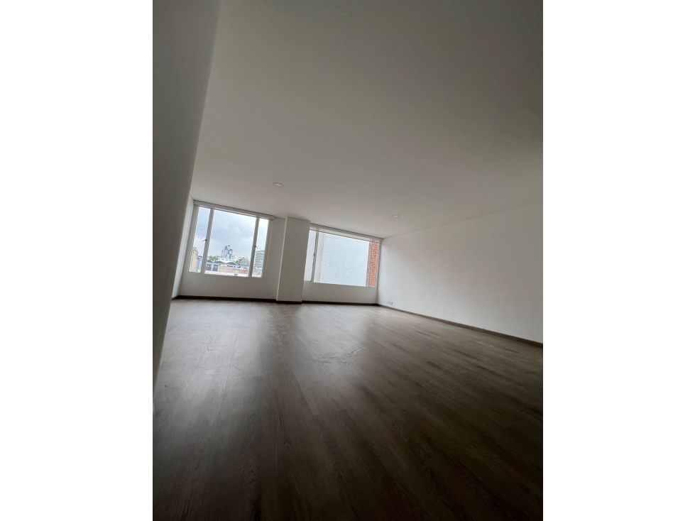 APARTAMENTO EN ARRIENDO EN CHAPINERO — foto 2