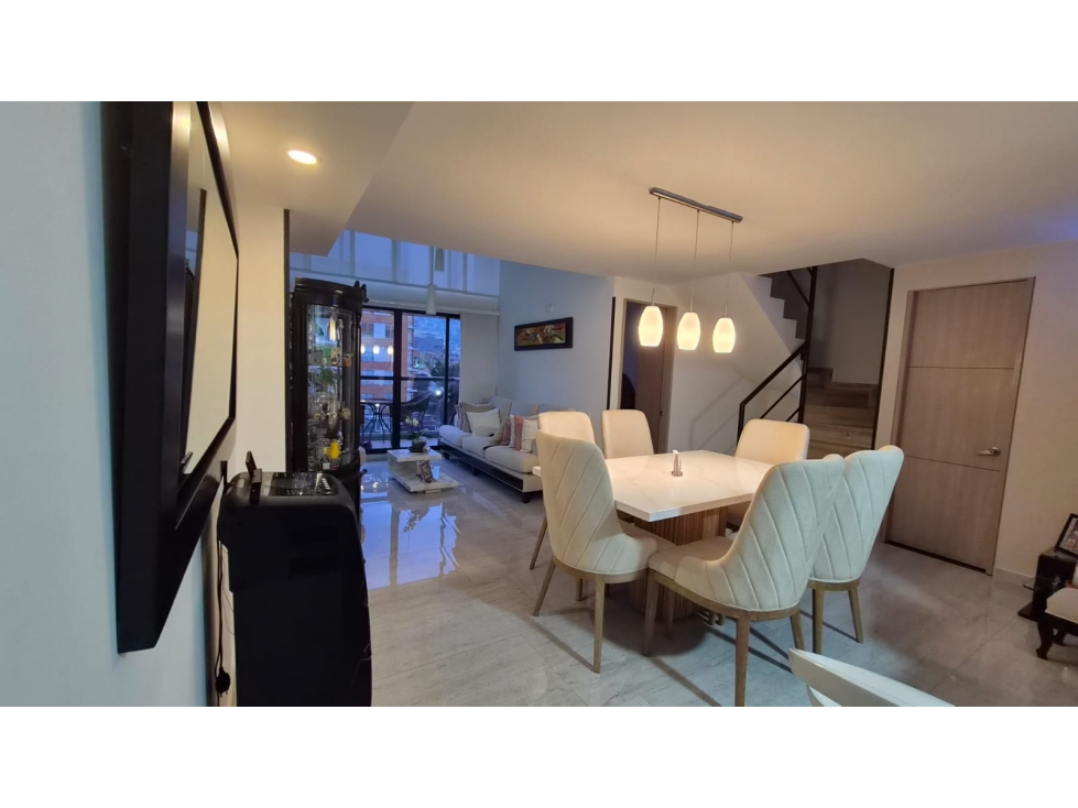APARTAMENTO DÚPLEX EN VENTA EN VILLA DE ARANJUEZ — foto 2