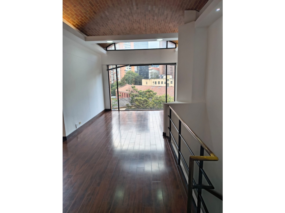 EN VENTA APARTAMENTO / OFICINA DUPLEX (PARQUE CENTRAL BABARIA) - 1