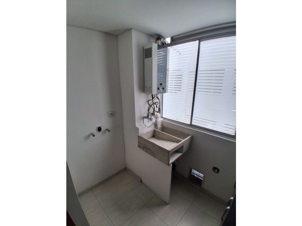 APARTAMENTO EN VENTA EN EL TUNAL (RETOMA BANCARIA) — foto 4