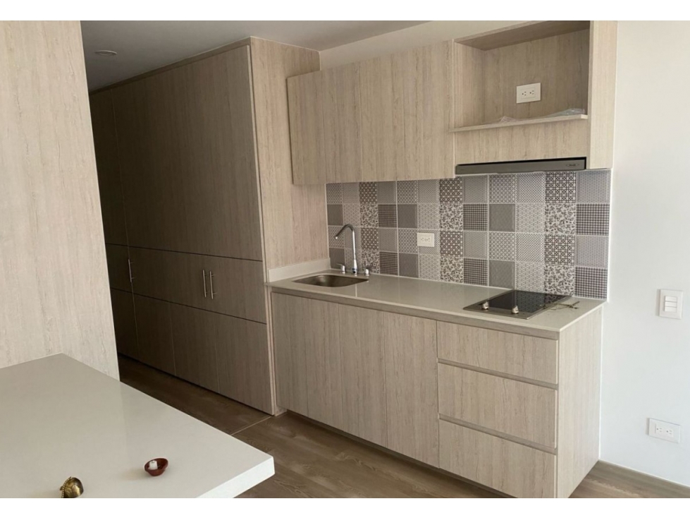 APARTAESTUDIO EN VENTA OPORTUNIDAD (EDIFICIO VIEW 63) — foto 6