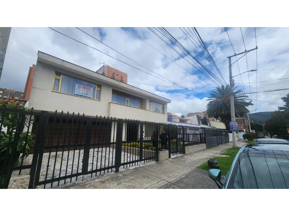 CASA EN VENTA CEDRITOS (EXCELENTE UBICACIÓN)
