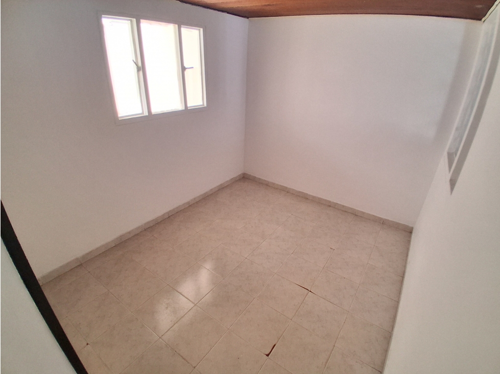CASA EN VENTA EN BARRIO PRIMAVERA (RETOMA) — foto 6