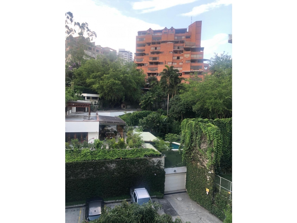 ALQUILER DE APARTAMENTO — foto 2