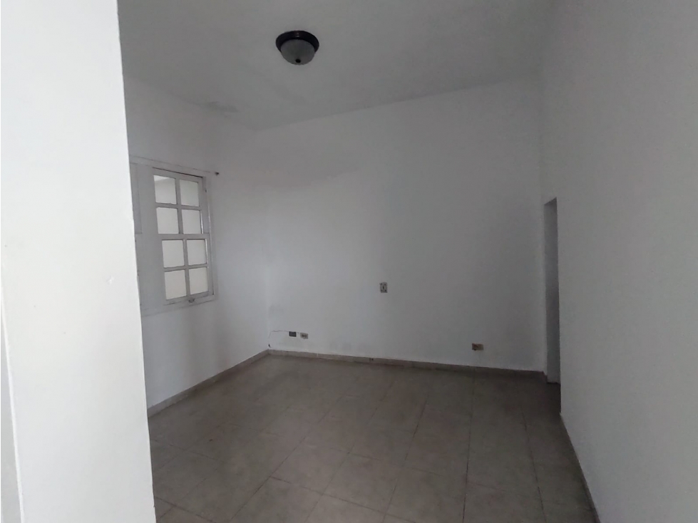 CASA EN ALQUILER — foto 4
