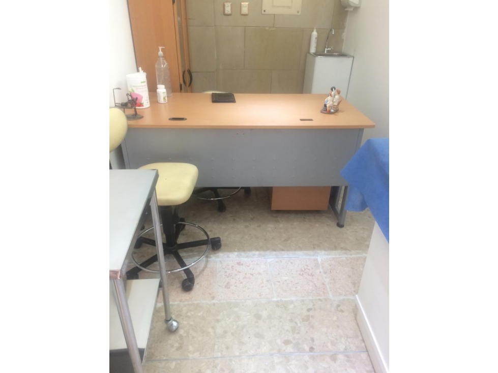 CLINICA EN VENTA CON 15 CONSULTORIOS EN CDMX - 3
