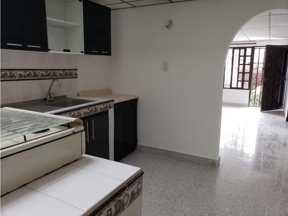 CASA AMPLIA EN VENTA EN EL SUR DE ARMENIA QUINDIO — foto 5