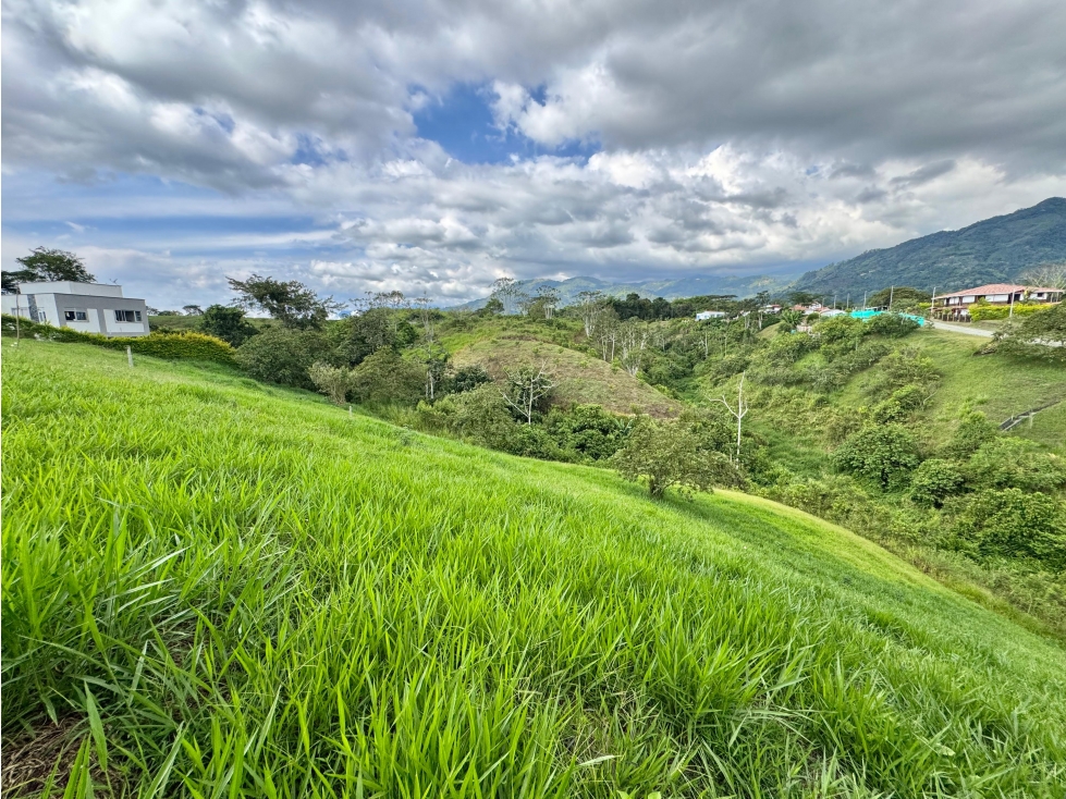LOTE EN VENTA EN CONDOMINIO TRANQUILO CALARCÁ QUINDÍO SECTOR LA BELLA - 5