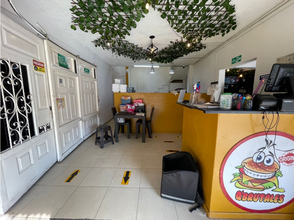 CASA ESQUINERA EN VENTA PARA USO COMERCIAL EN BARRIO LAS AMÉRICAS — foto 3