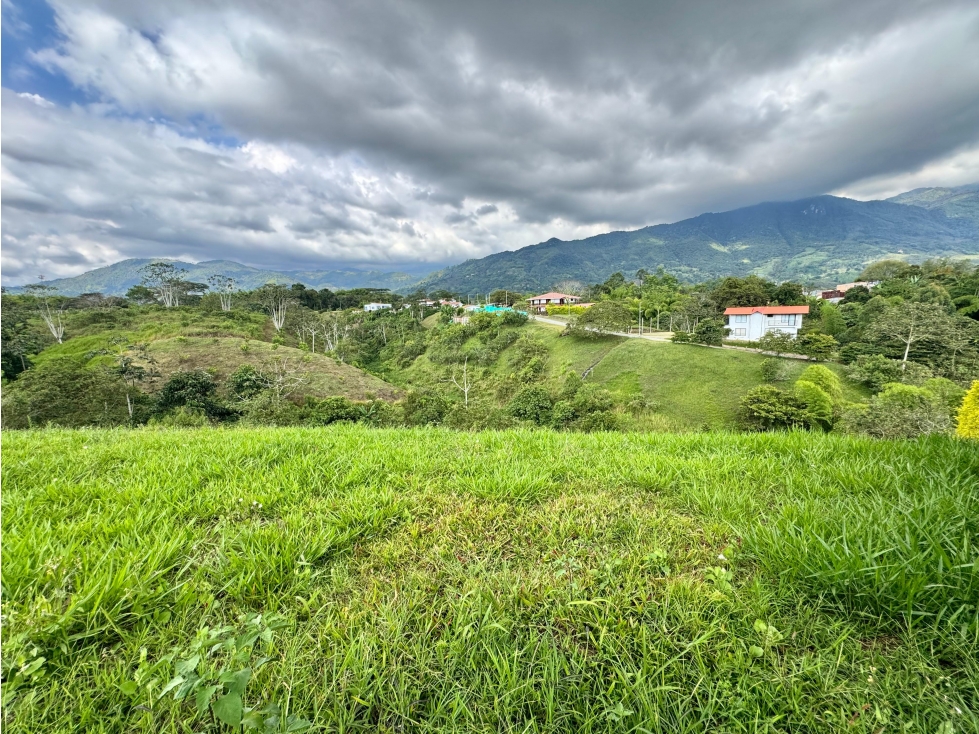 LOTE EN VENTA EN CONDOMINIO TRANQUILO CALARCÁ QUINDÍO SECTOR LA BELLA - 3