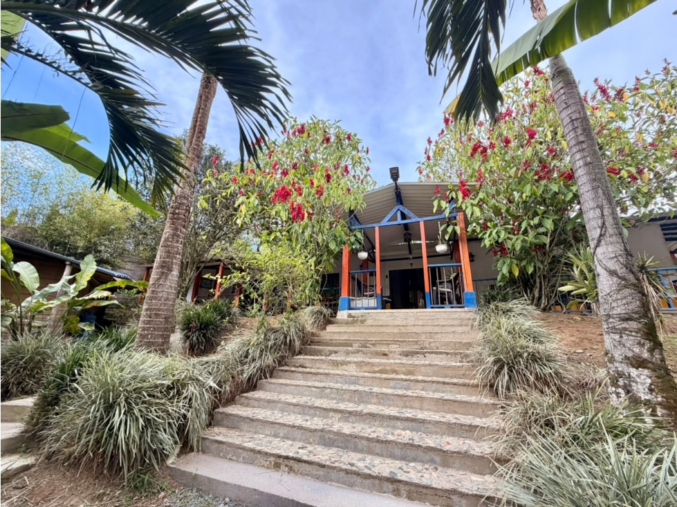 FINCA HOTEL EN VENTA DE USO TURISTICO VIA ARMENIA MONTENEGRO Q. - 1