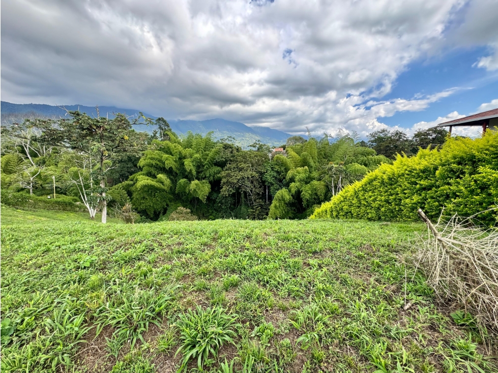 LOTE EN VENTA EN CONDOMINIO TRANQUILO CALARCÁ QUINDÍO SECTOR LA BELLA - 2