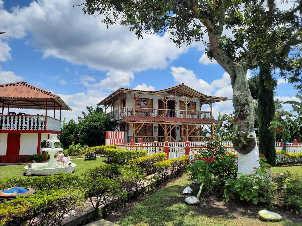 FINCA HOTEL EN RENTA USO TURÍSTICO AMOBLADA VÍA CIRCASIA MONTENEGRO - 5